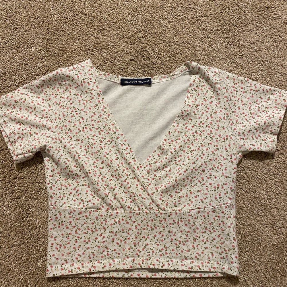 Brandy Melville floral Amara top